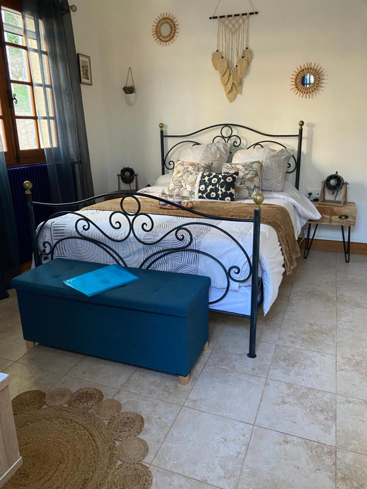 Chambres D'Hotes De Charme La Joseline Flayosc Exterior foto